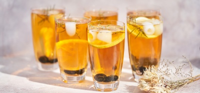 Drinks shot of rose wine in double-wall glasses. By Nick van der Touw.