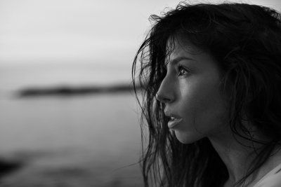 Coastal portrait of Keshia with open ocean light. Cape Town photography by Nick van der Touw.